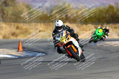 media/Jan-16-2022-CVMA (Sun) [[7f3d92989d]]/Race 3 Amateur Supersport Middleweight/